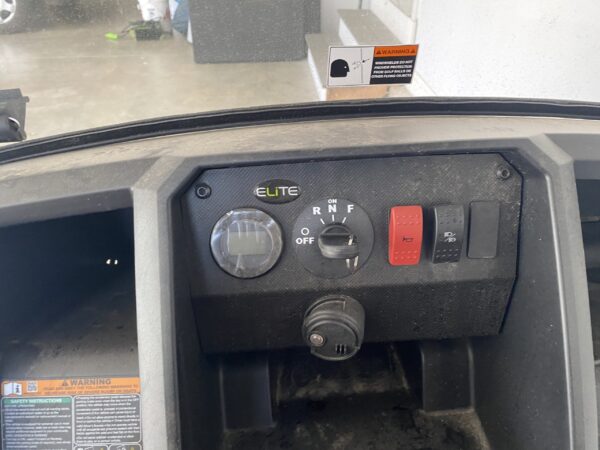 2022 EZ GO Express L6 Elite 4.0-Gray w two tone seats. - Image 17