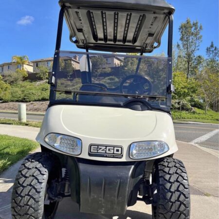 CREAM WHITE 2009 EZGO RXV Golf Cart