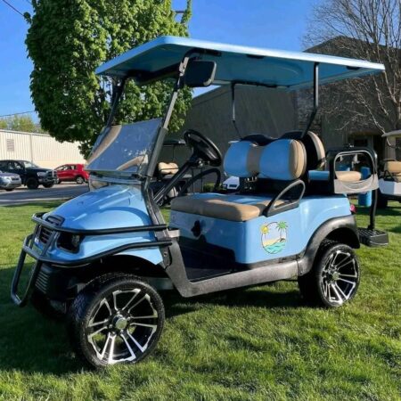 Mint condition 2019 Club Car Precedent GAS Golf Cart.