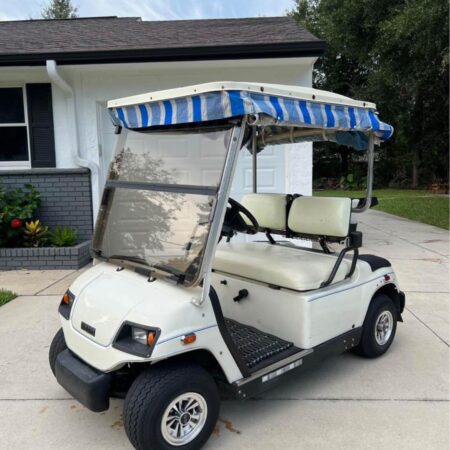 1999 Yamaha gas Golf cart
