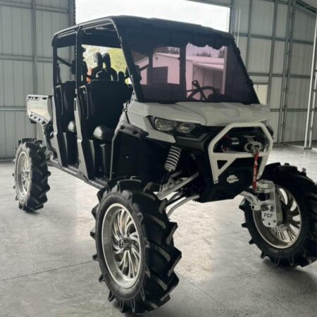 2023 Can Am Defender Max XMR. 40hrs.