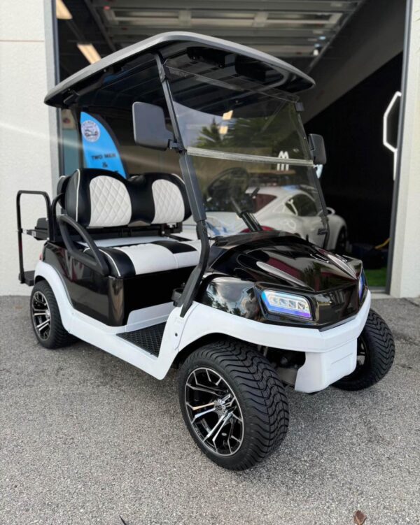 2024 Custom Club Car Tempo Golf Cart. - Image 4