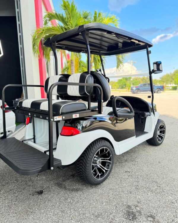 2024 Custom Club Car Tempo Golf Cart. - Image 7