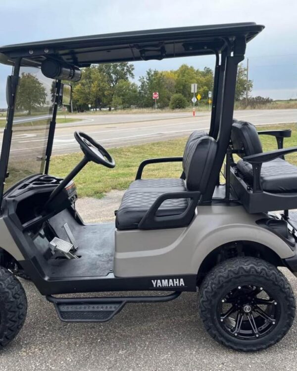 2018 Yamaha Drive 2 EFI Quietech gas golf cart! - Image 5