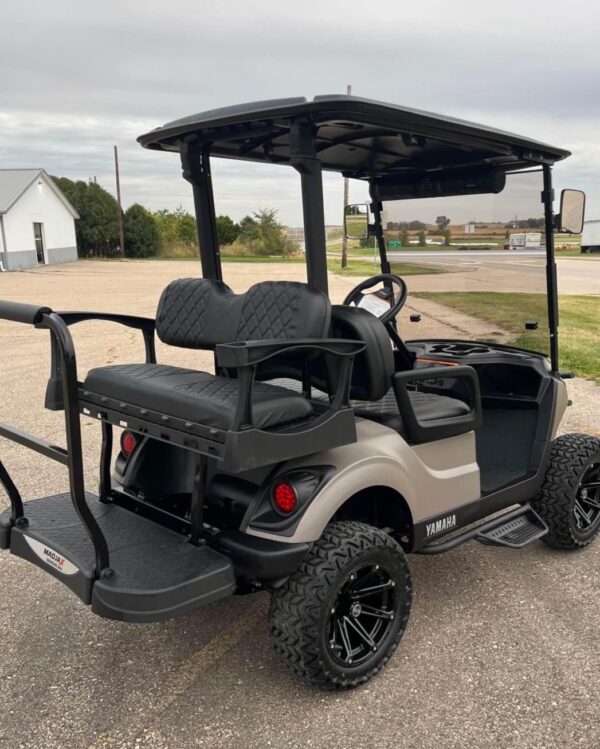 2018 Yamaha Drive 2 EFI Quietech gas golf cart! - Image 7