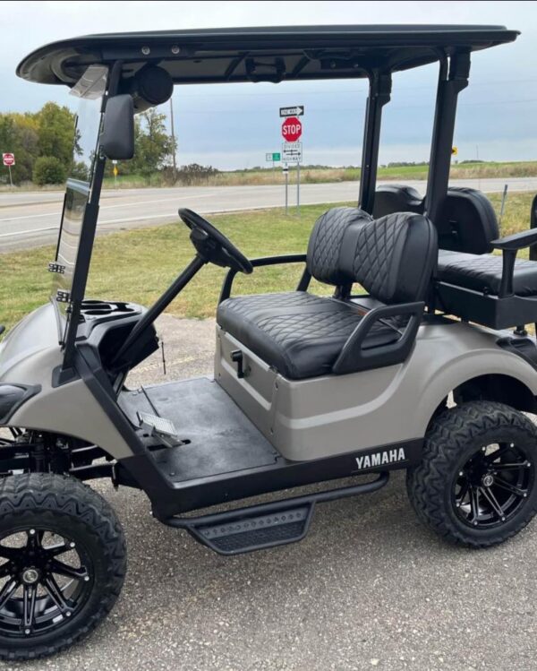 2018 Yamaha Drive 2 EFI Quietech gas golf cart! - Image 10