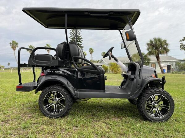 2024 Club Car® Onward® Lifted 4 Passenger Gas. - Image 8