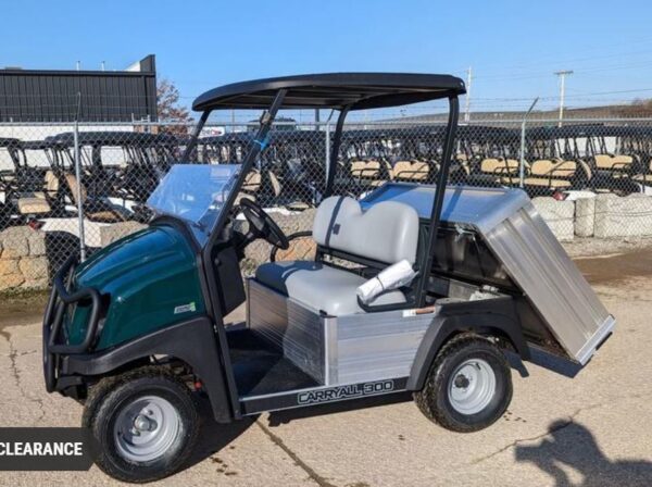 2024 Club Car Carryall 700 Electric - Image 2