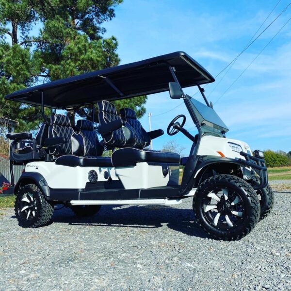 2021 Arctic Blast Limited Edition Club Car Onward Lifted 6 Passenger Stretch 48V Electric - Image 10