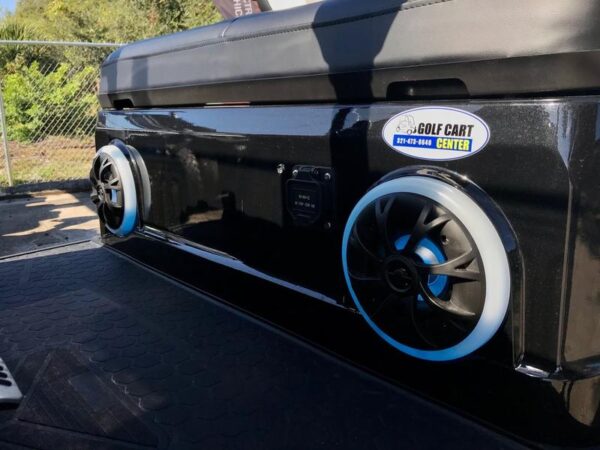 Black Sapphire 2025 Evolution Electric Vehicles D5 Maverick 2+2 Plus. - Image 5