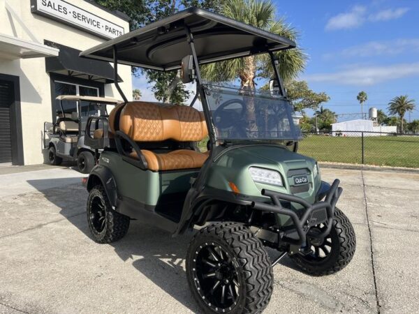 Special Edition Green Jacket 2025 Club Car® Onward® Lifted 4 Passenger Gas. - Image 10