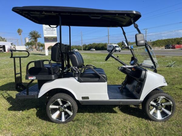 Pearl White 2025 Evolution Electric Vehicles Classic 4 Plus. - Image 6