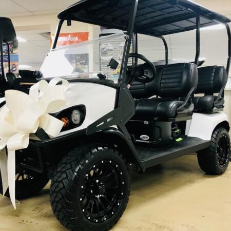 Bright White 2025 E-Z-Go Liberty™ ELiTE Lithium 
