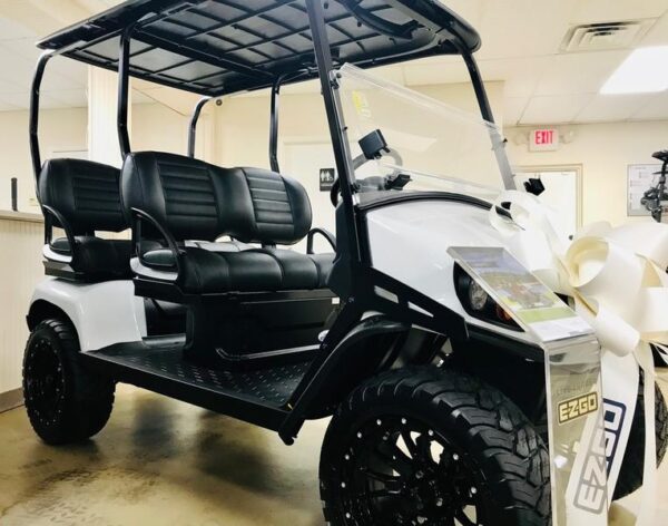 Bright White 2025 E-Z-Go Liberty™ ELiTE Lithium  - Image 4