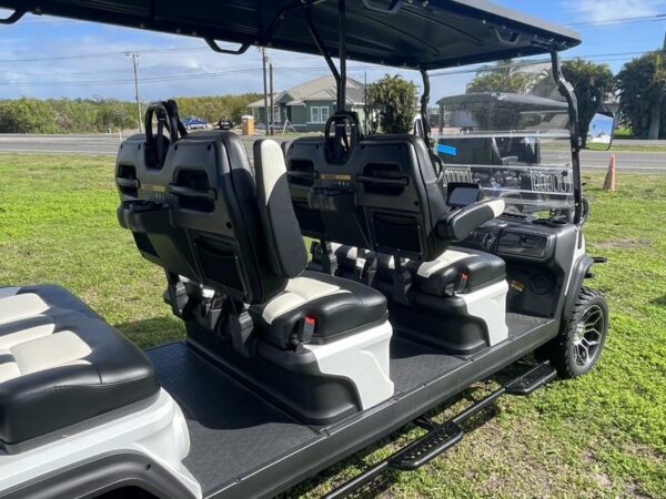 White 2025 Evolution Electric Vehicles D5-Maverick 6 Plus. - Image 5