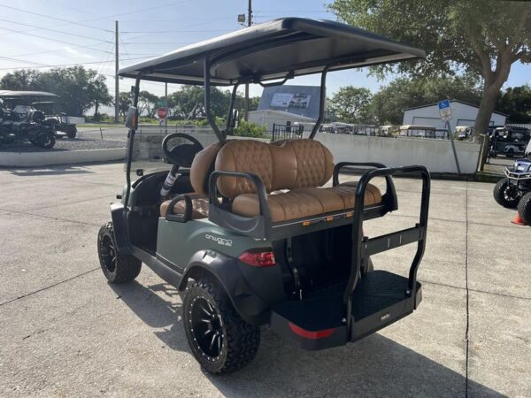 Special Edition Green Jacket 2025 Club Car® Onward® Lifted 4 Passenger Gas. - Image 7