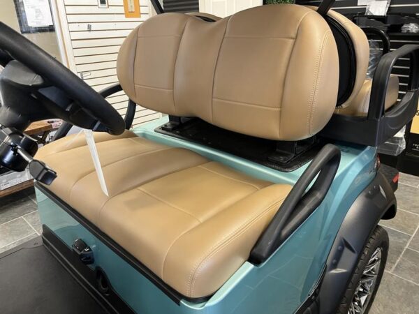 Seafoam Green 2025 Club Car® Onward® Lifted 4 Passenger HP Lithium. - Image 6