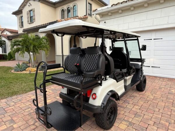 2023 EPIC E60L, Lifted, 6 passenger Golf Cart - Image 9