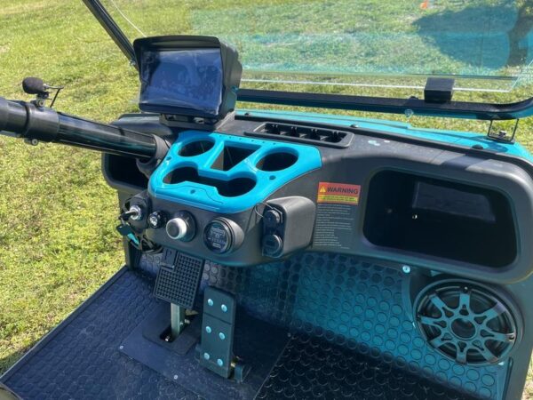 Sky Blue 2025 Evolution Electric Vehicles Classic 4 Plus. - Image 2