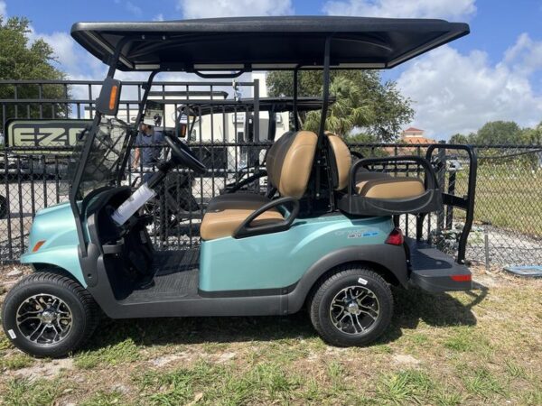 Seafoam Green 2025 Club Car® Onward® 4 Passenger XR Lithium. - Image 4