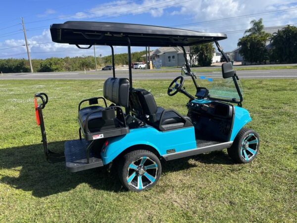 Sky Blue 2025 Evolution Electric Vehicles Classic 4 Plus. - Image 4