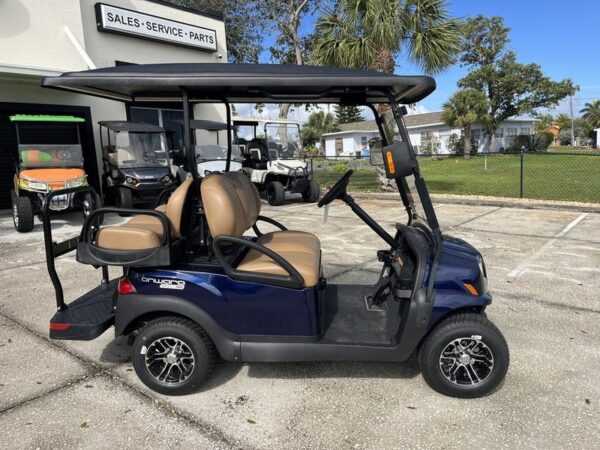Metallic Onyx Blue 2025 Club Car® Onward® 4 Passenger HP Lithium. - Image 5