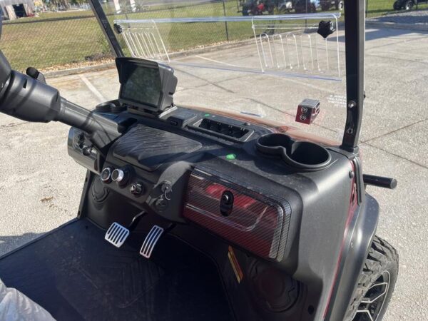 Red Sapphire 2025 Evolution Electric Vehicles D5 Maverick 2+2 Plus. - Image 6