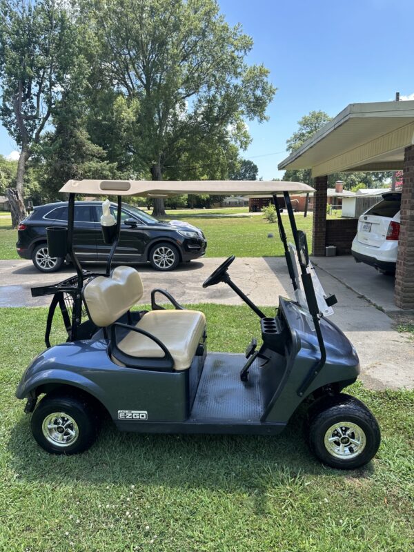 2018 EZGO EZGO TXT Electric. - Image 3