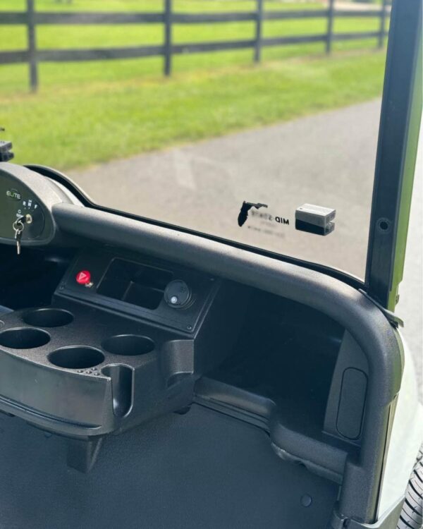 2019 LITHIUM EZGO Golf Cart 4SEATER RXV. - Image 10
