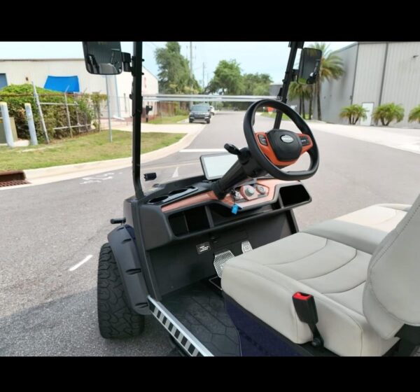 2025 Dach Vehicles 4 Facing Forward Apollo street legal golf cart - Image 6