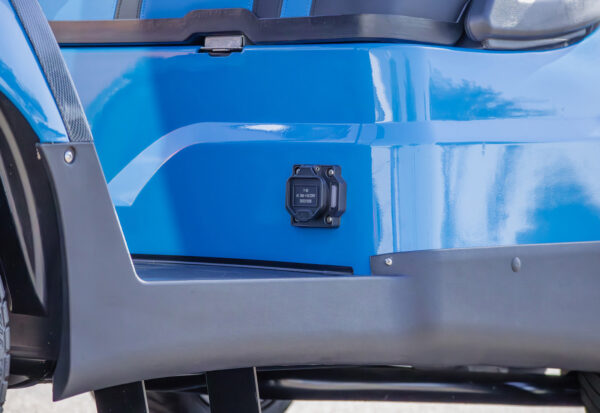 2025 ICON i40 Lithium Batteries - Image 15